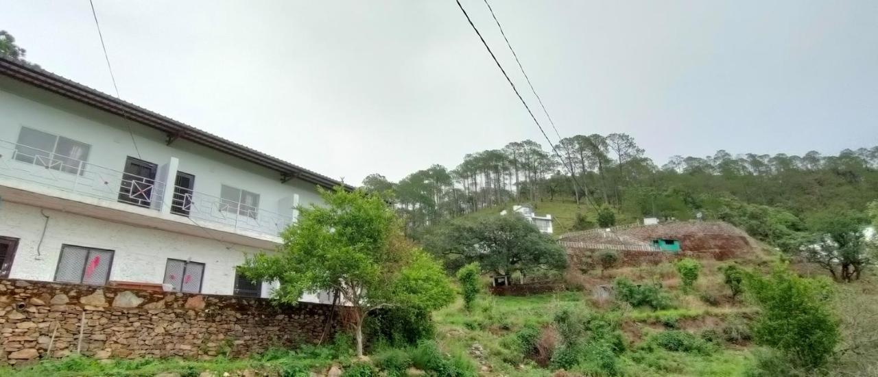 The Green Pine Cottage Lansdowne Bagian luar foto